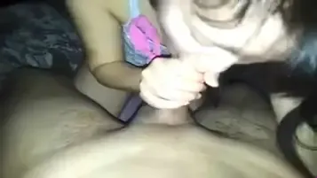 ABG Kuta Nyepong Kontol Gede Rakus Sampe Crot Mulut