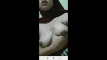 Bokep Jilbab Coklat Video Call Nakal Pamer Hot Viral